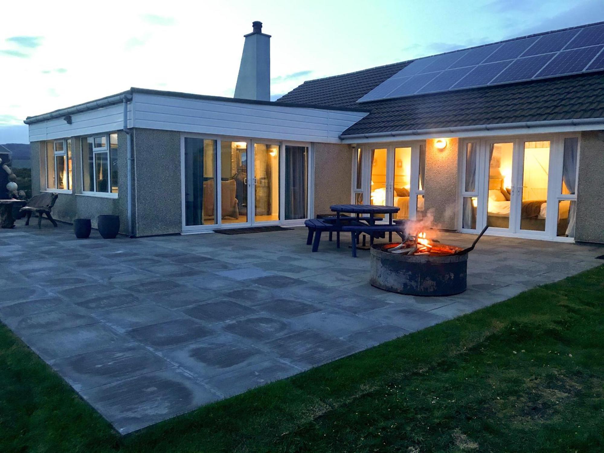Driftwood Villa Mainsriddle Exterior photo